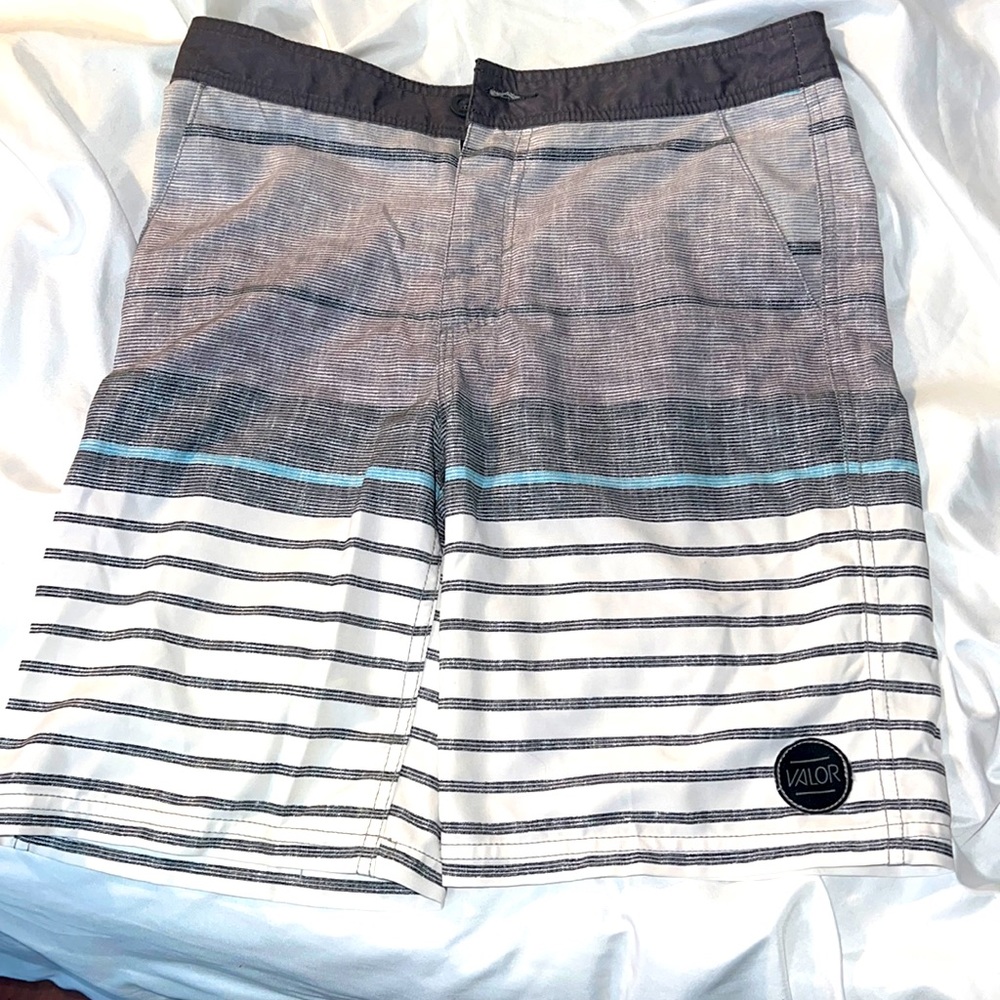 Valor Hybrid Swim